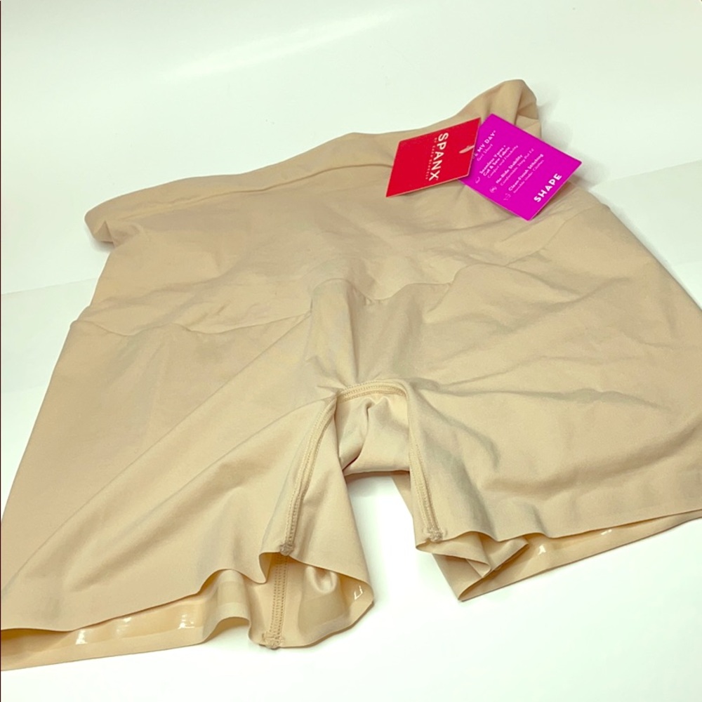SPANX Shape My Day Girl Short
